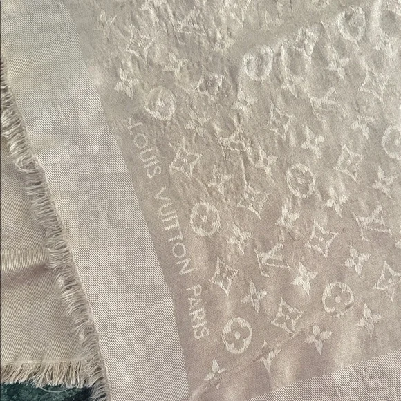 Louis Vuitton Beige Monogram Silk-Blend Shawl - Picture 2 of 3